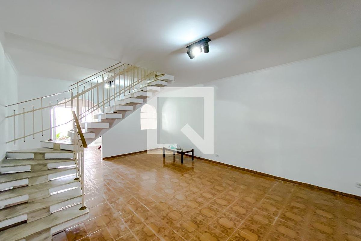 Casa, 3 quartos, 177 m² - Foto 2