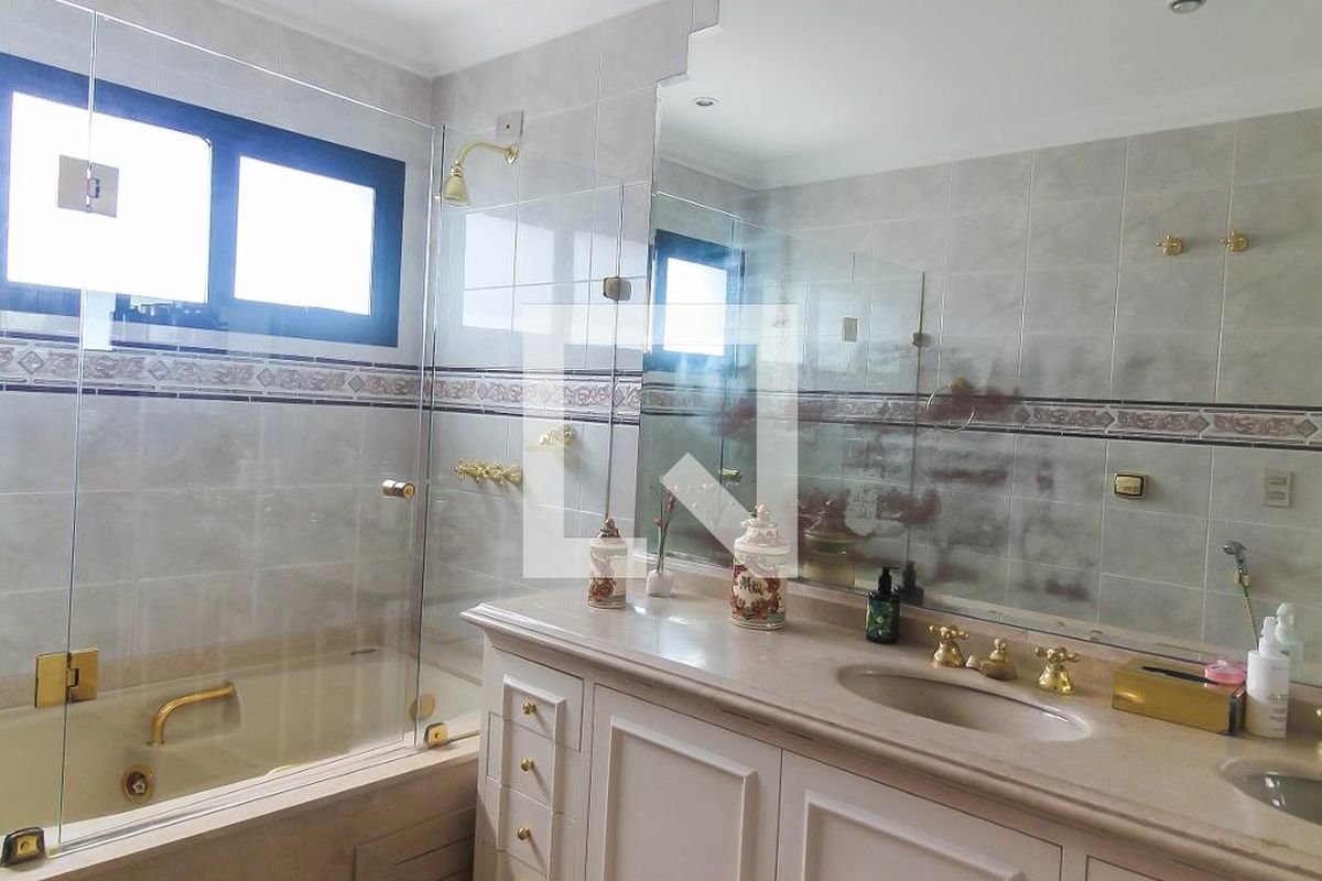 Apartamento, 3 quartos, 170 m² - Foto 75