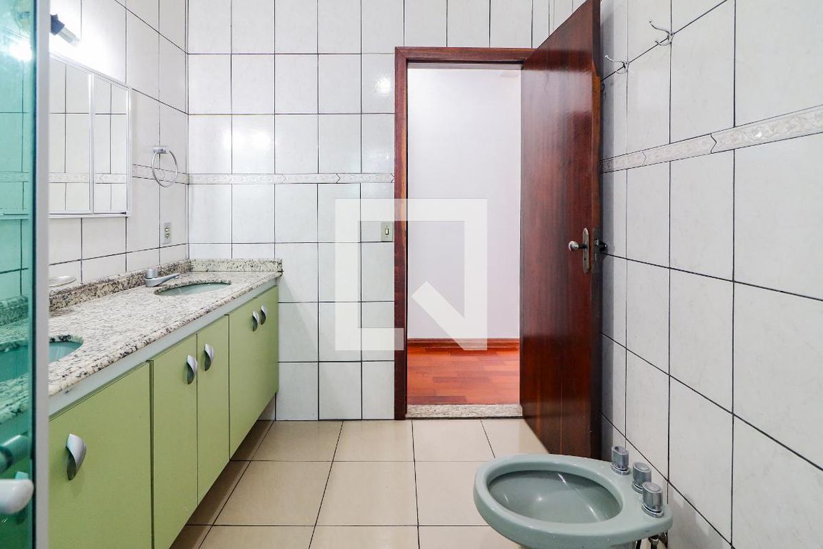 Casa, 4 quartos, 282 m² - Foto 44