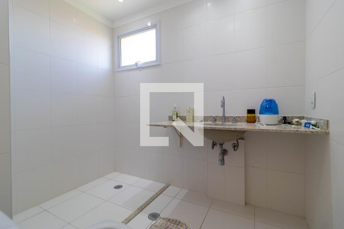 Apartamento à Venda - Lot. Alphaville Campinas, 4 Quartos,  137 m2 em , Campinas - sp | SoloBR
