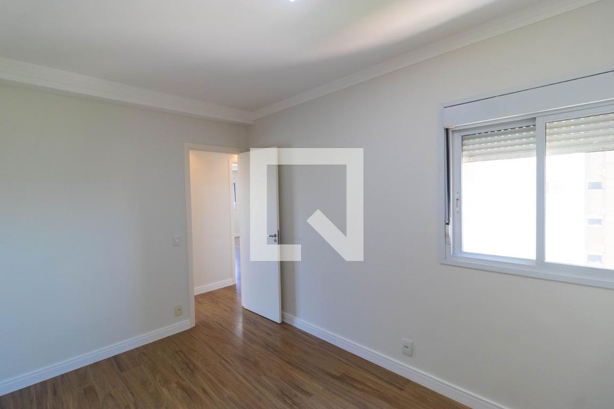 Apartamento à Venda - Lot. Alphaville Campinas, 4 Quartos,  137 m2 em , Campinas - sp | SoloBR
