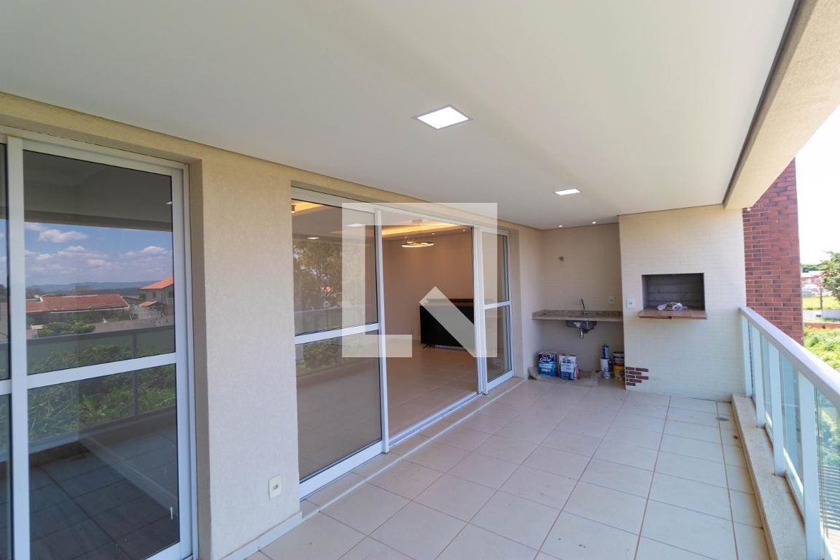 Apartamento à Venda - Lot. Alphaville Campinas, 4 Quartos,  137 m2 em , Campinas - sp | SoloBR