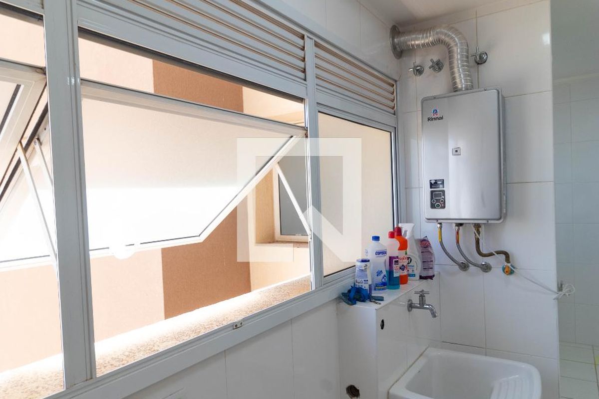 Apartamento à Venda - Lot. Alphaville Campinas, 4 Quartos,  137 m2 em , Campinas - sp | SoloBR