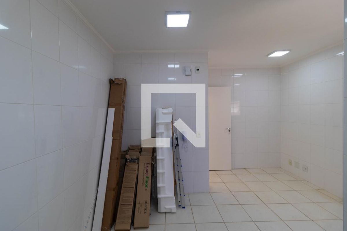Apartamento à Venda - Lot. Alphaville Campinas, 4 Quartos,  137 m2 em , Campinas - sp | SoloBR