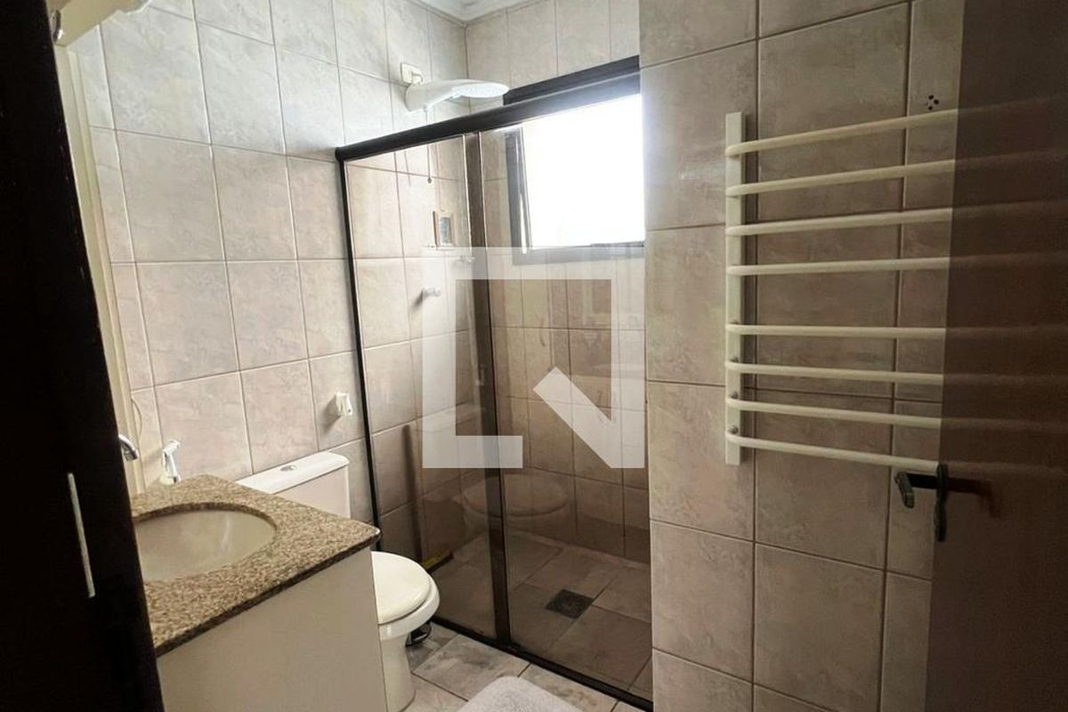 Casa, 3 quartos, 262 m² - Foto 73
