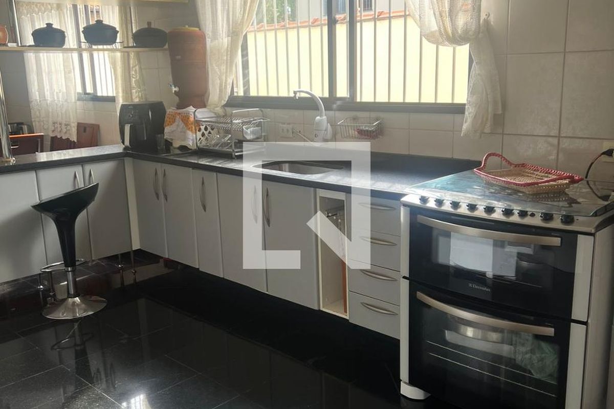 Casa, 3 quartos, 262 m² - Foto 105