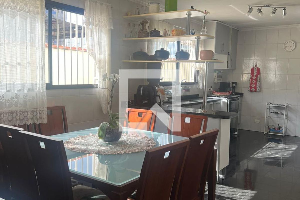 Casa, 3 quartos, 262 m² - Foto 77