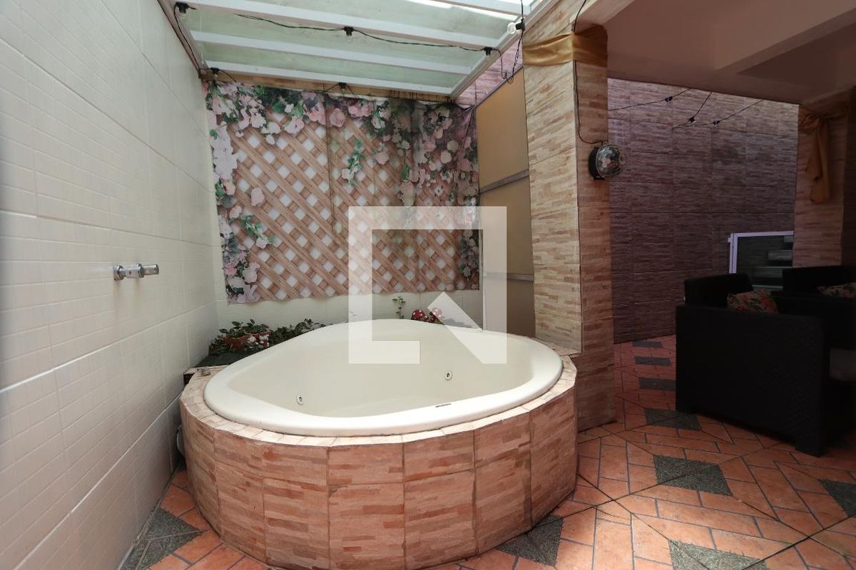 Casa, 4 quartos, 350 m² - Foto 49