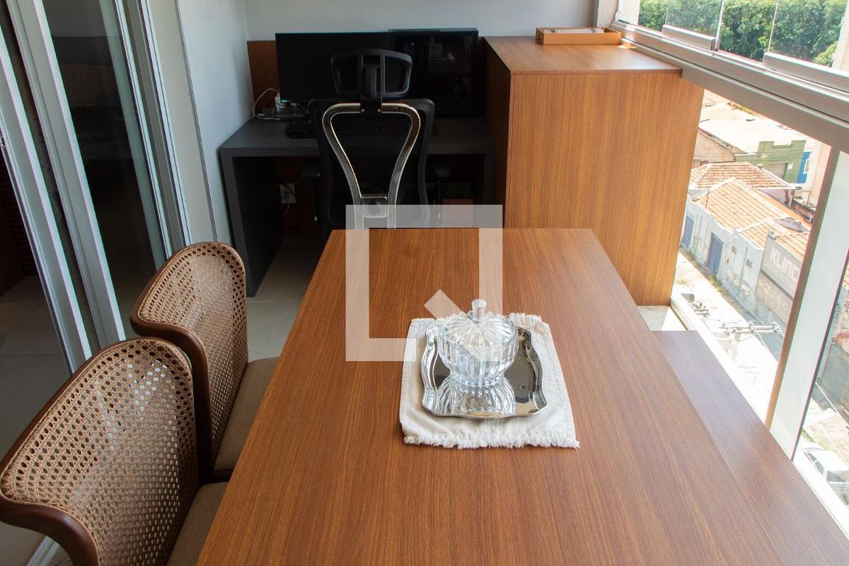 Apartamento à Venda - Bosque, 1 Quarto,  47 m2 em , Campinas - sp | SoloBR