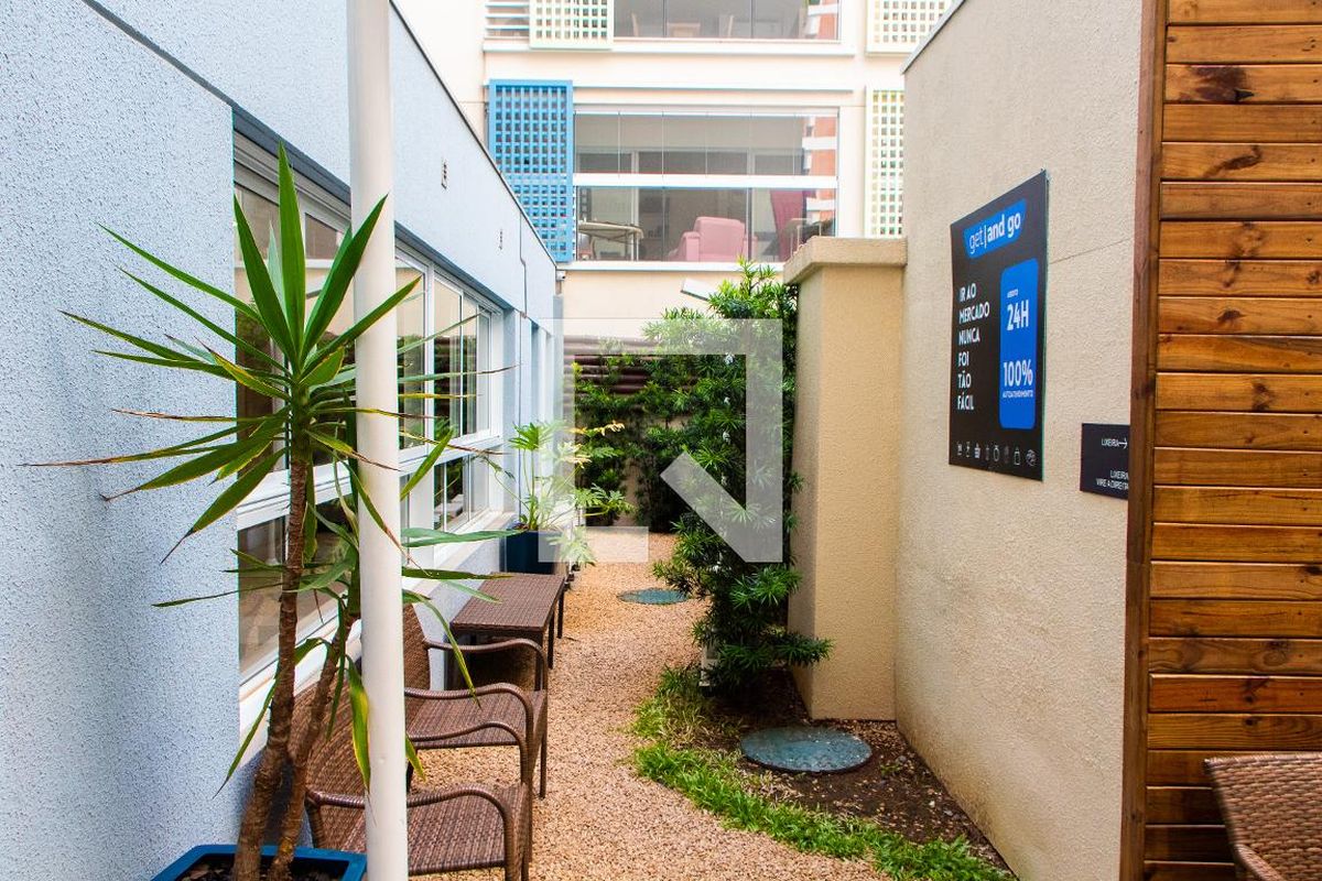 Apartamento à Venda - Bosque, 1 Quarto,  47 m2 em , Campinas - sp | SoloBR