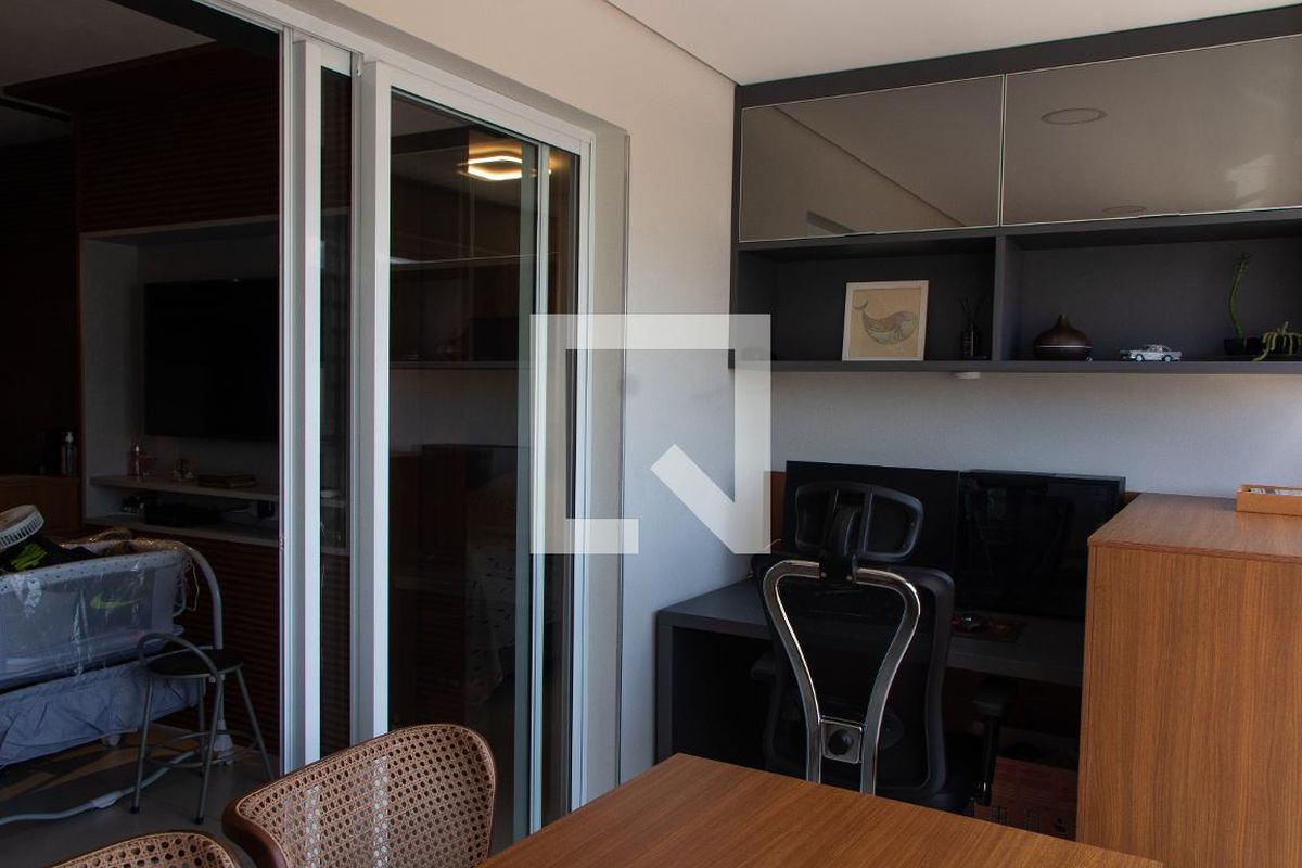 Apartamento à Venda - Bosque, 1 Quarto,  47 m2 em , Campinas - sp | SoloBR