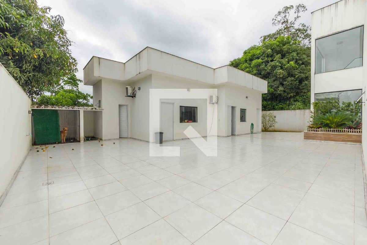 Casa, 4 quartos, 350 m² - Foto 34