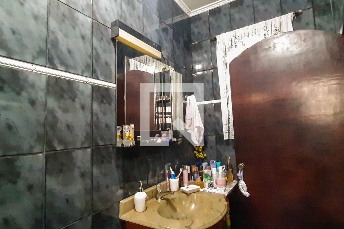 Casa, 3 quartos, 241 m² - Foto 31