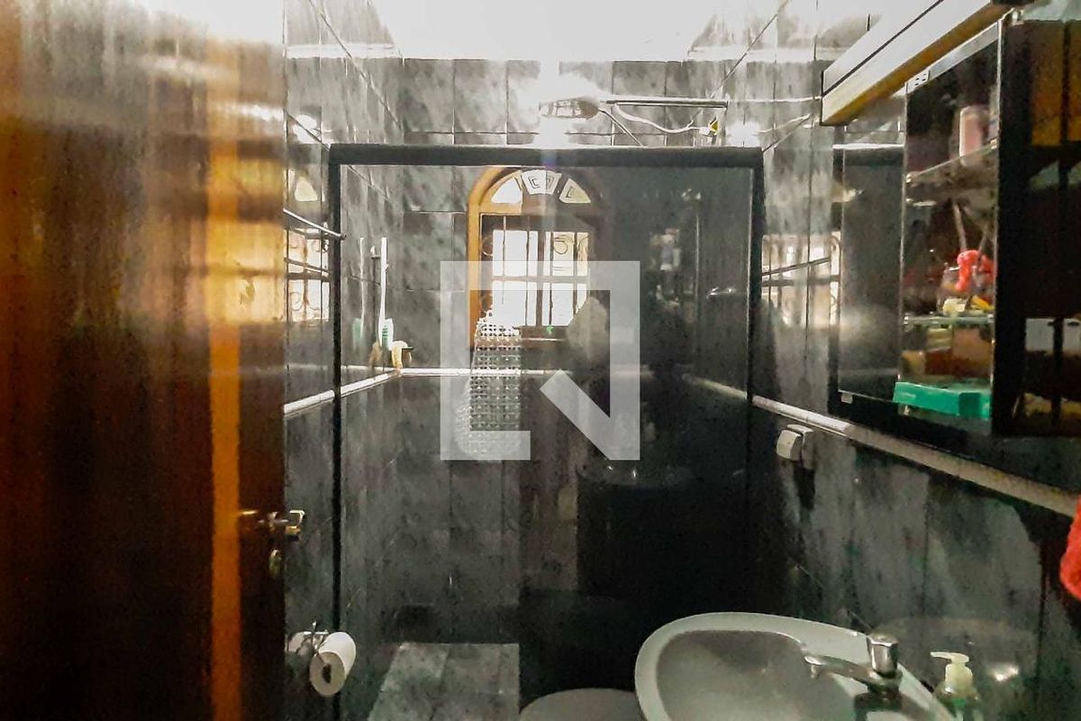 Casa, 3 quartos, 241 m² - Foto 61