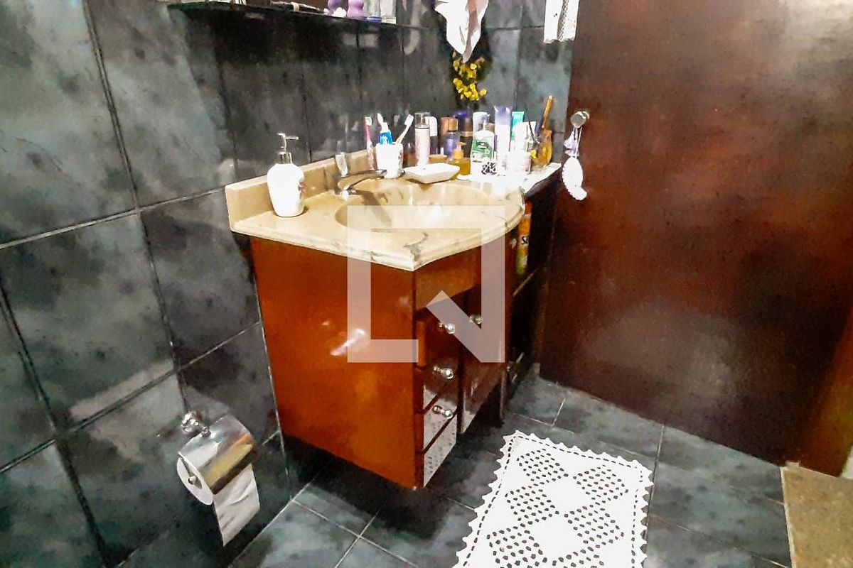 Casa, 3 quartos, 241 m² - Foto 33