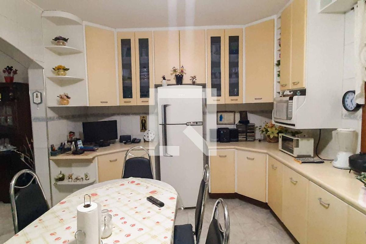 Casa, 3 quartos, 241 m² - Foto 109