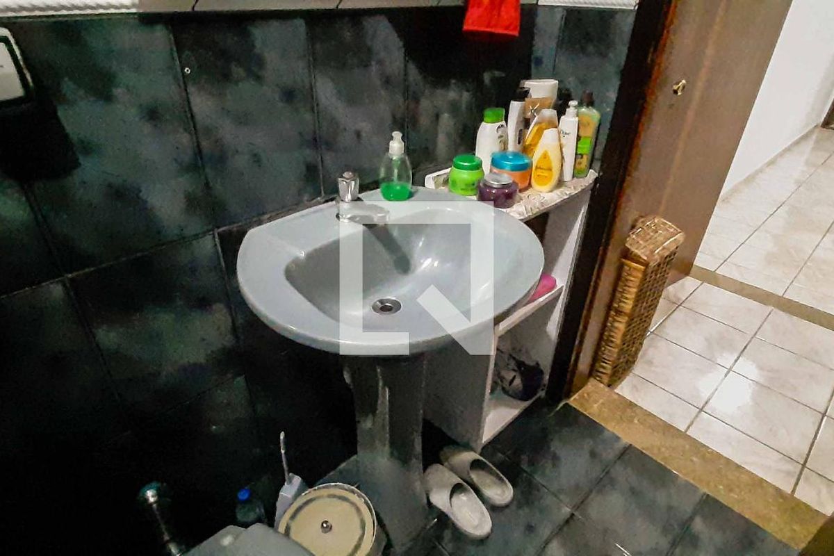 Casa, 3 quartos, 241 m² - Foto 69