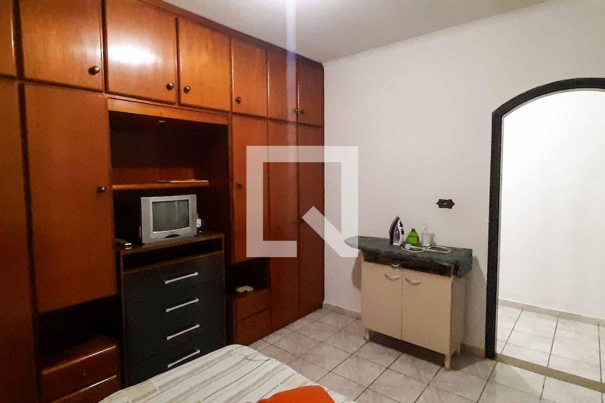 Casa, 3 quartos, 241 m² - Foto 47