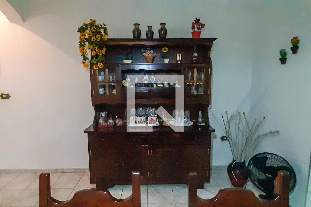 Casa, 3 quartos, 241 m² - Foto 99