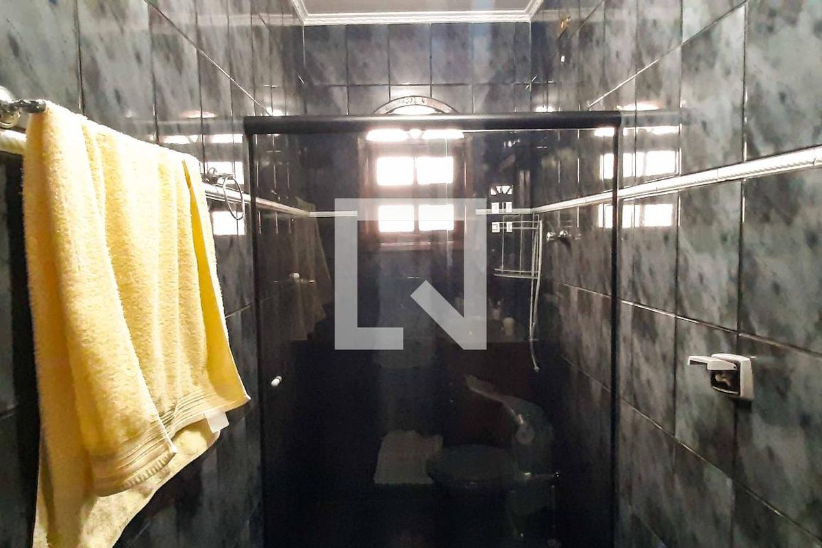 Casa, 3 quartos, 241 m² - Foto 25