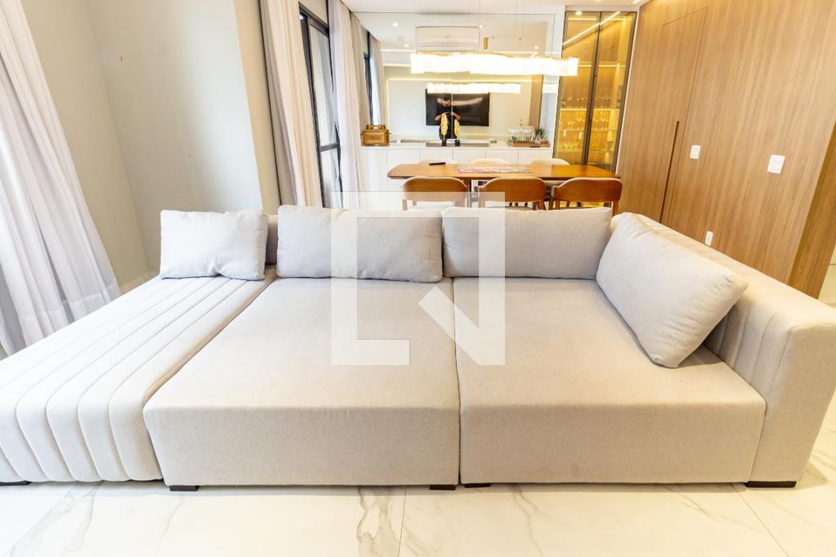 Apartamento, 3 quartos, 136 m² - Foto 4