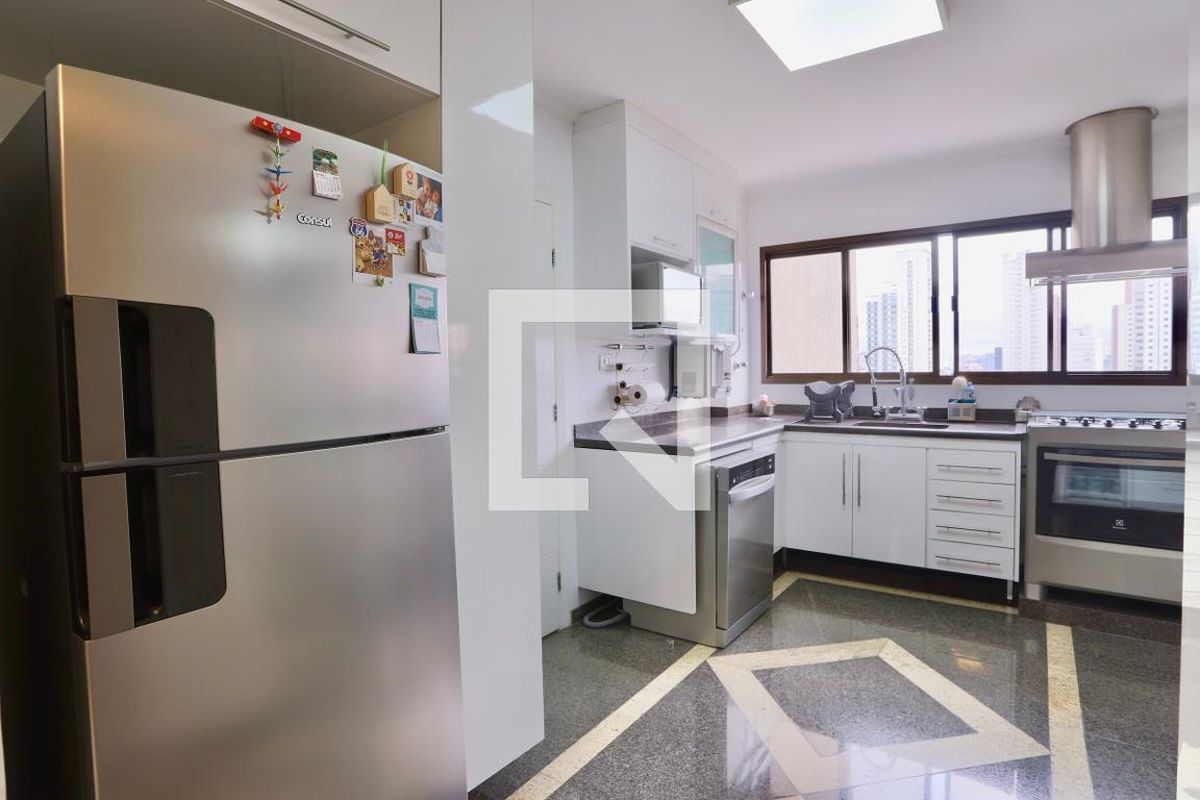Apartamento, 3 quartos, 269 m² - Foto 112