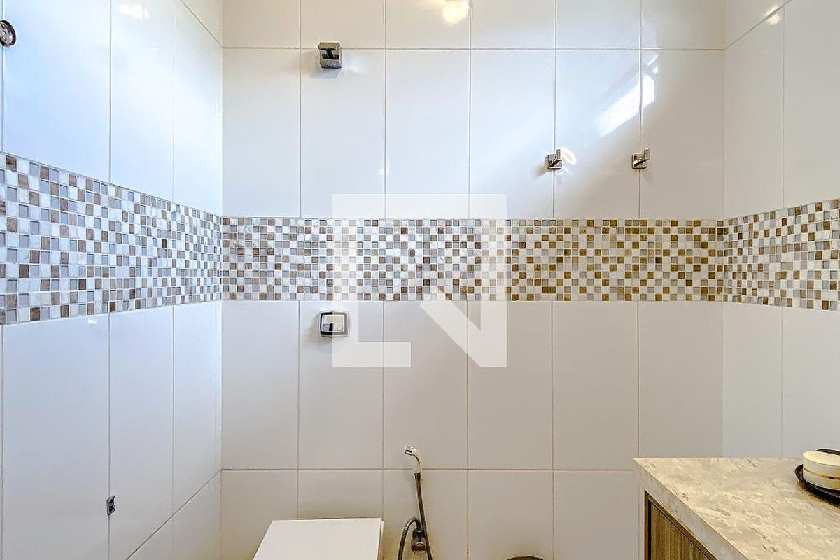 Casa, 5 quartos, 240 m² - Foto 21