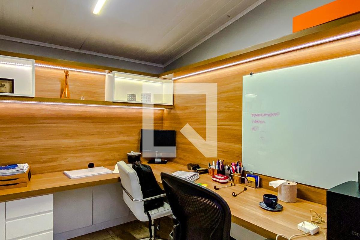Casa, 5 quartos, 240 m² - Foto 38