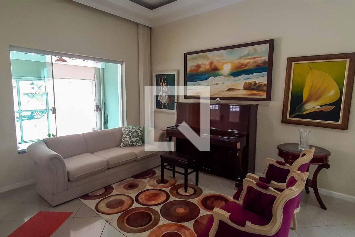 Casa, 3 quartos, 250 m² - Foto 6