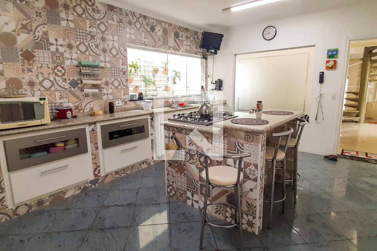 Casa, 3 quartos, 250 m² - Foto 172