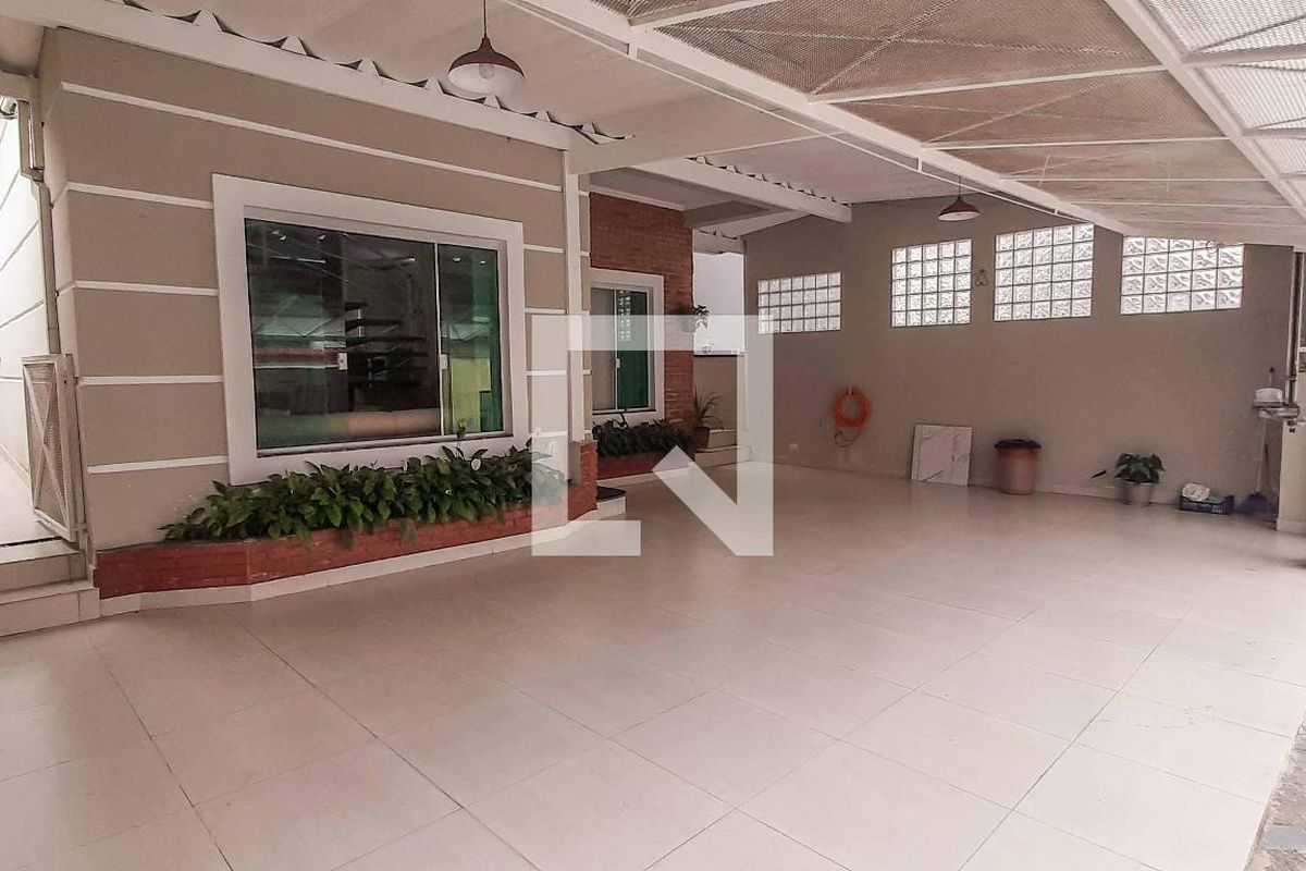 Casa, 3 quartos, 250 m² - Foto 212