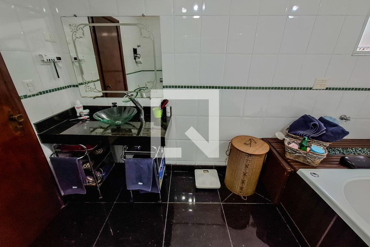 Casa, 4 quartos, 280 m² - Foto 74