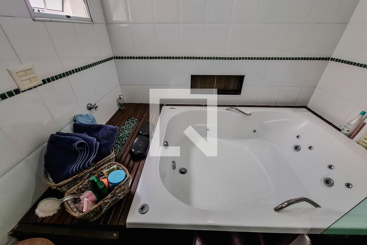 Casa, 4 quartos, 280 m² - Foto 76