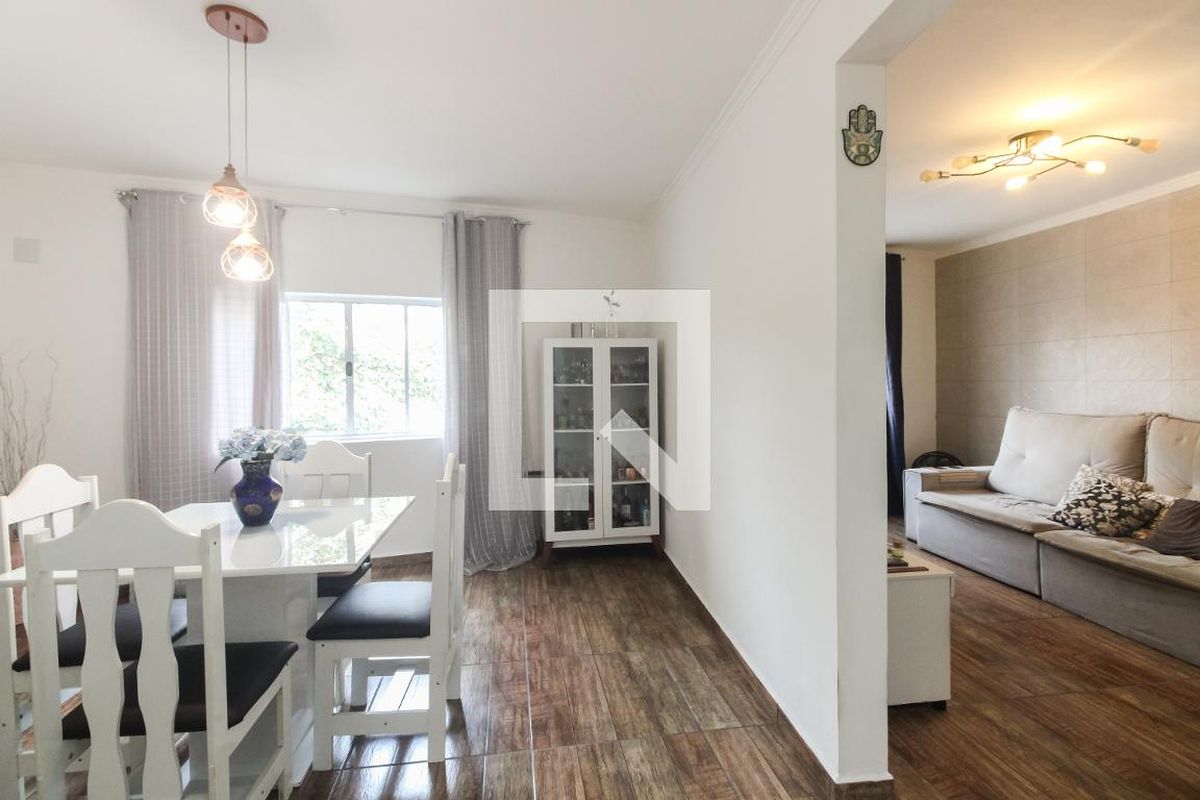 Casa, 3 quartos, 182 m² - Foto 1