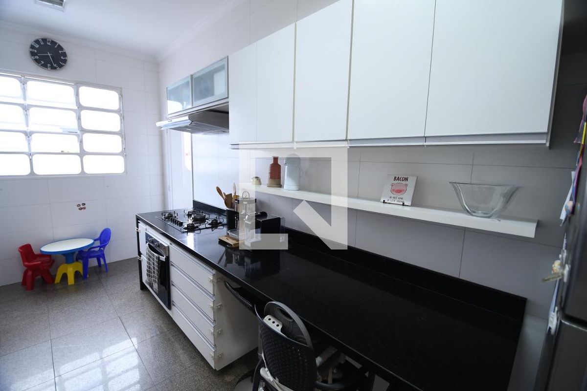 Apartamento à Venda - Cambuí, 3 Quartos,  138 m2 em , Campinas - sp | SoloBR