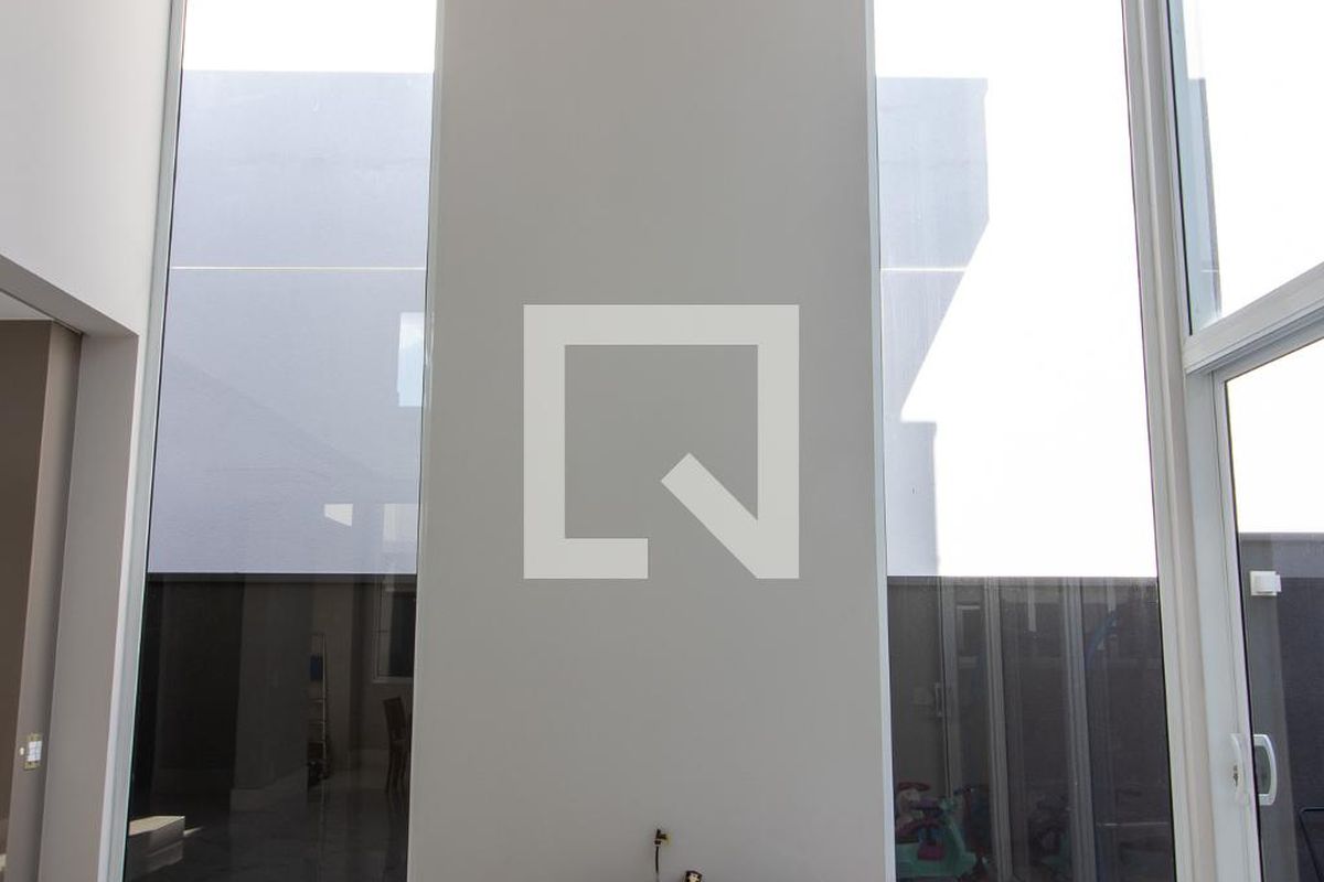 Casa à Venda - Fazenda Santa Cândida, 3 Quartos,  372 m2 em , Campinas - sp | SoloBR