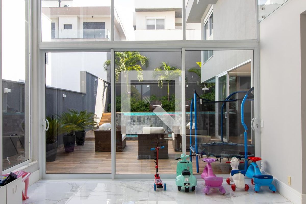 Casa à Venda - Fazenda Santa Cândida, 3 Quartos,  372 m2 em , Campinas - sp | SoloBR