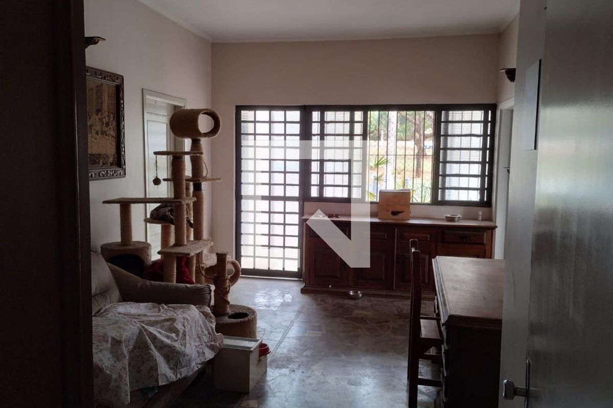 Casa à Venda - Jardim Chapadão, 3 Quartos,  182 m2 em , Campinas - sp | SoloBR