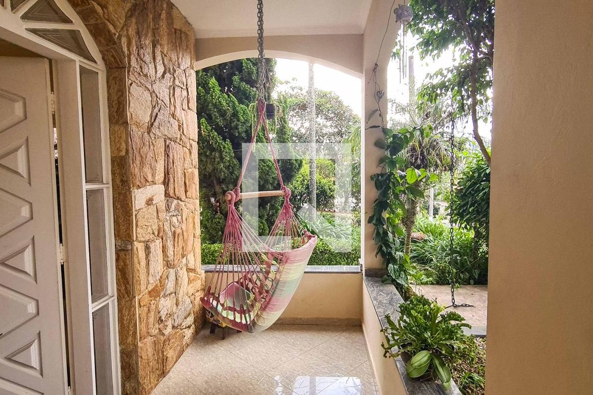 Casa, 4 quartos, 330 m² - Foto 37