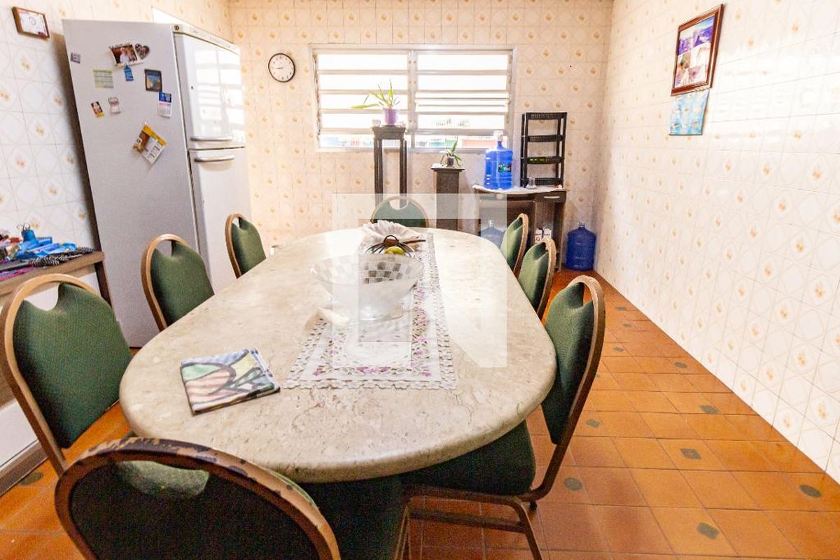 Casa, 3 quartos, 240 m² - Foto 64