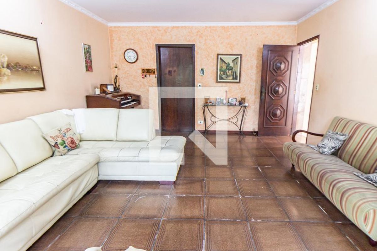Casa, 3 quartos, 240 m² - Foto 8