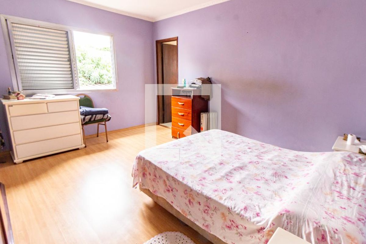 Casa, 3 quartos, 240 m² - Foto 10