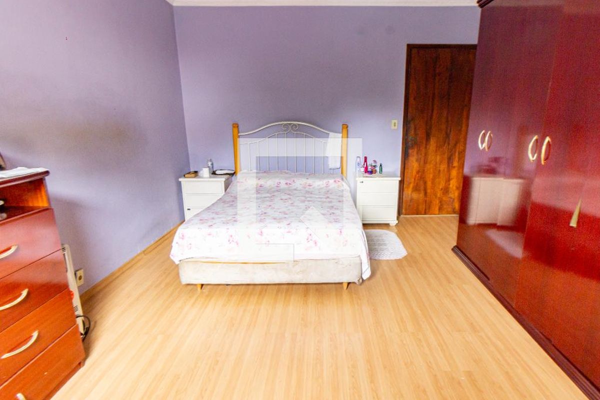 Casa, 3 quartos, 240 m² - Foto 16