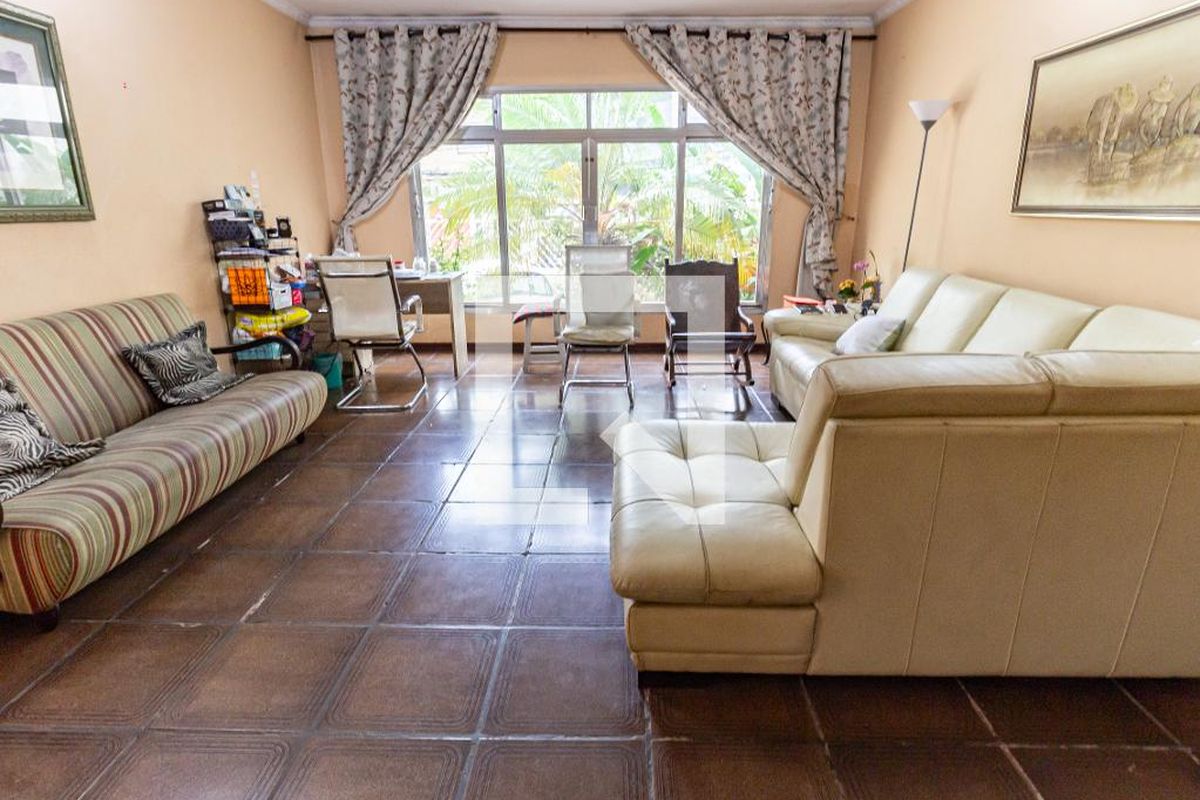 Casa, 3 quartos, 240 m² - Foto 4