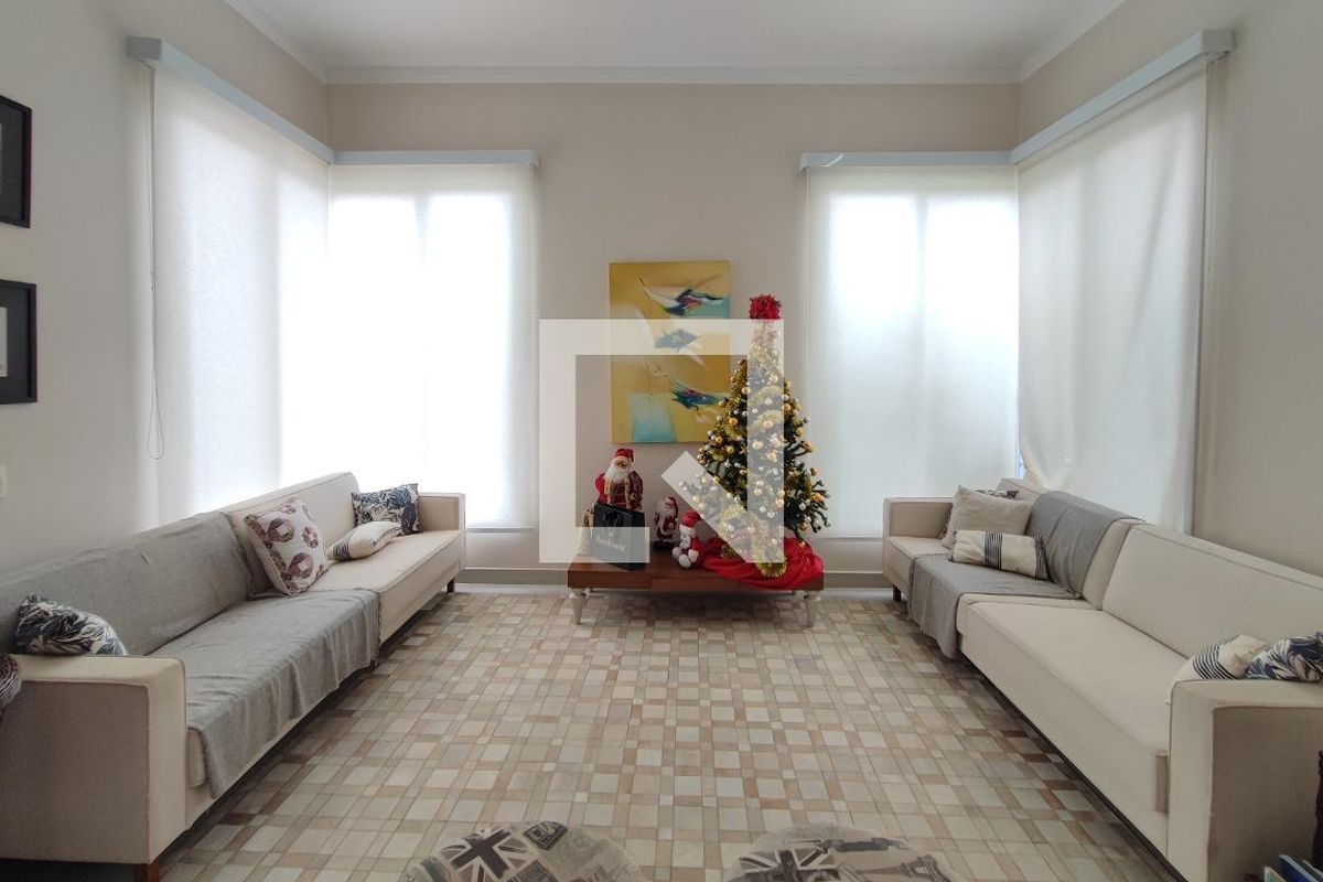 Casa à Venda - Jardim do Lago, 4 Quartos,  335 m2 em , Campinas - sp | SoloBR