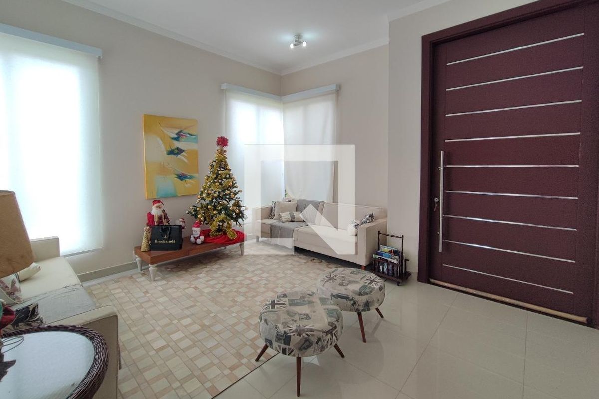 Casa à Venda - Jardim do Lago, 4 Quartos,  335 m2 em , Campinas - sp | SoloBR