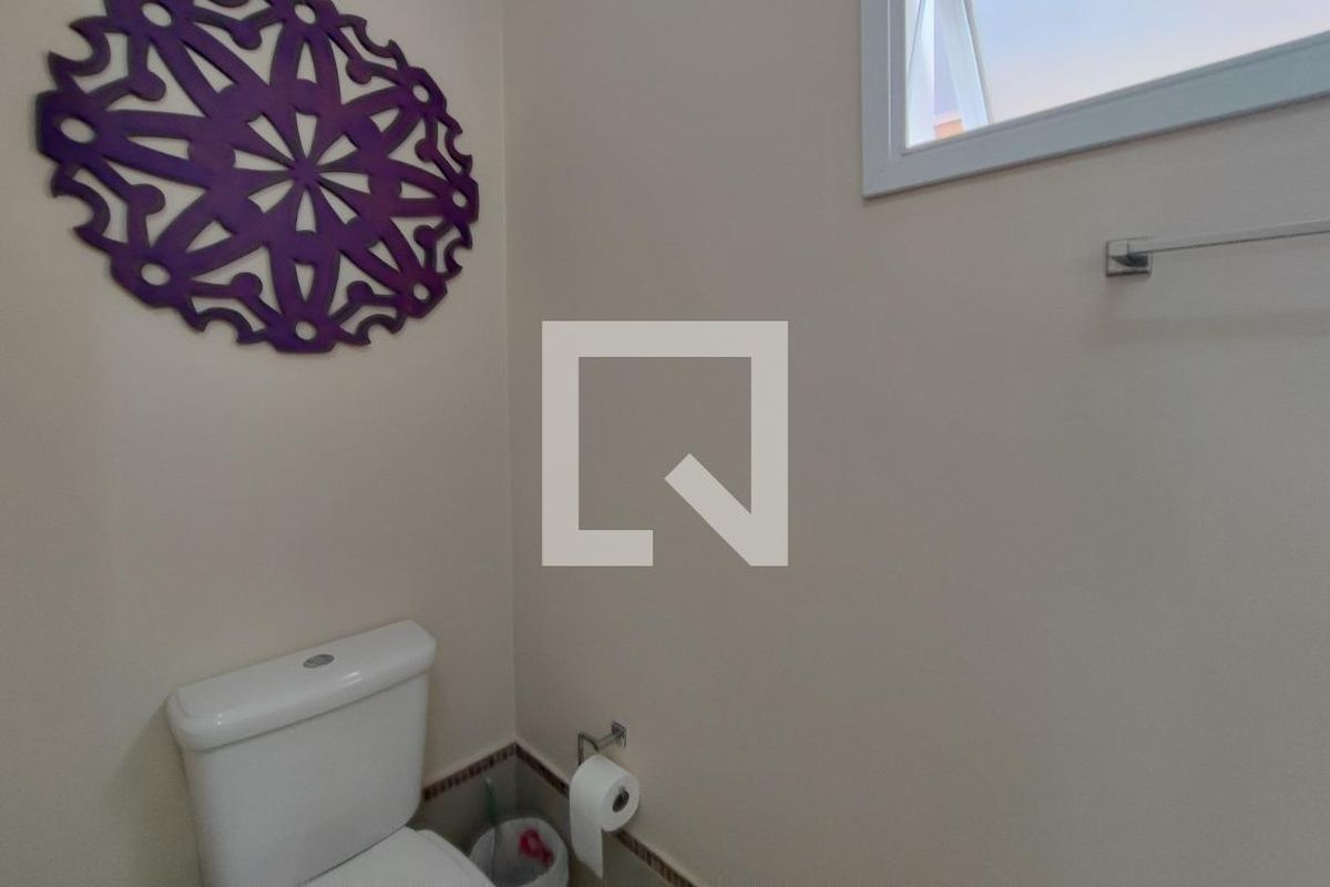 Casa à Venda - Jardim do Lago, 4 Quartos,  335 m2 em , Campinas - sp | SoloBR
