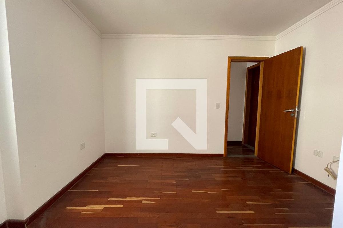 Casa, 3 quartos, 225 m² - Foto 44