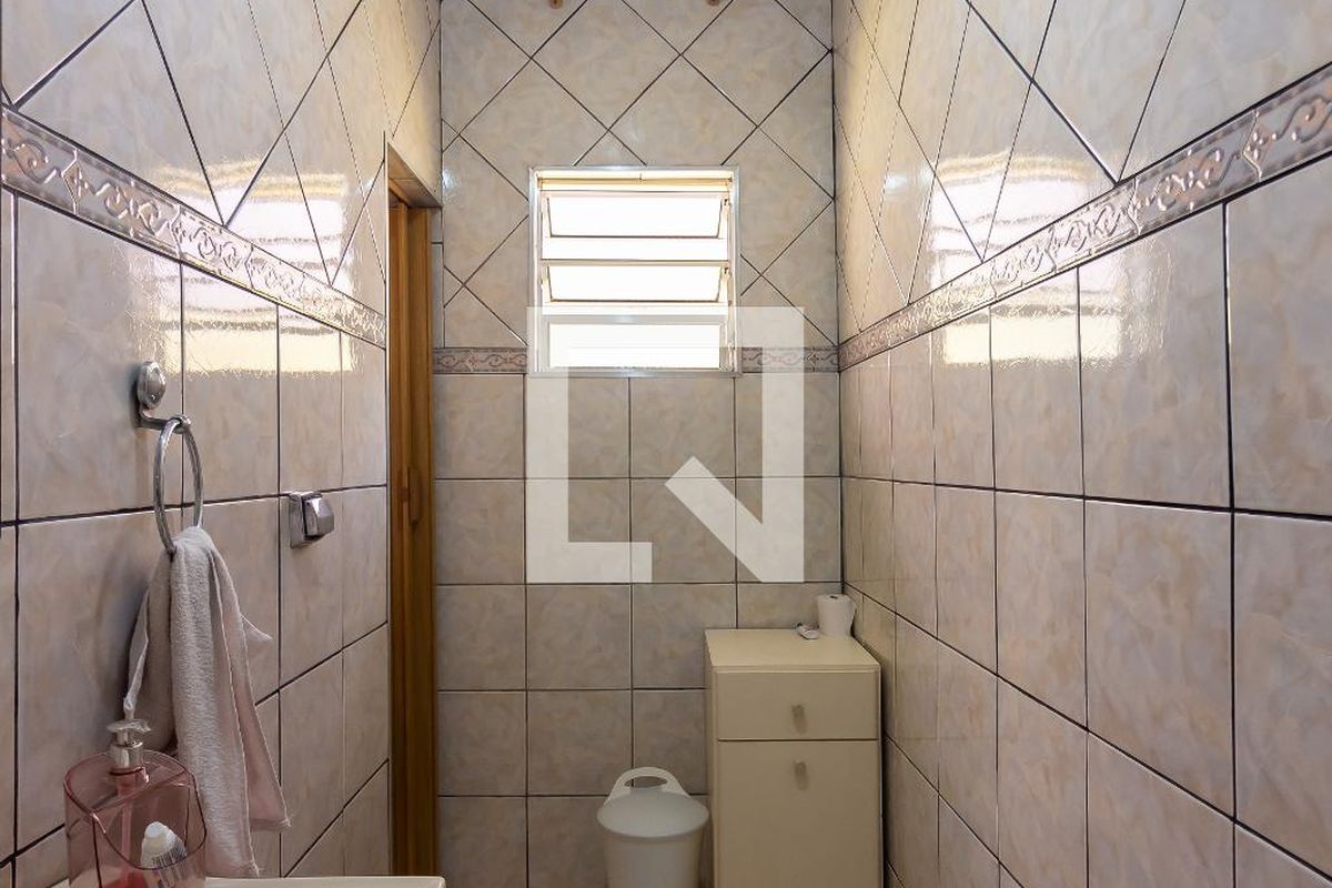 Casa, 3 quartos, 230 m² - Foto 28