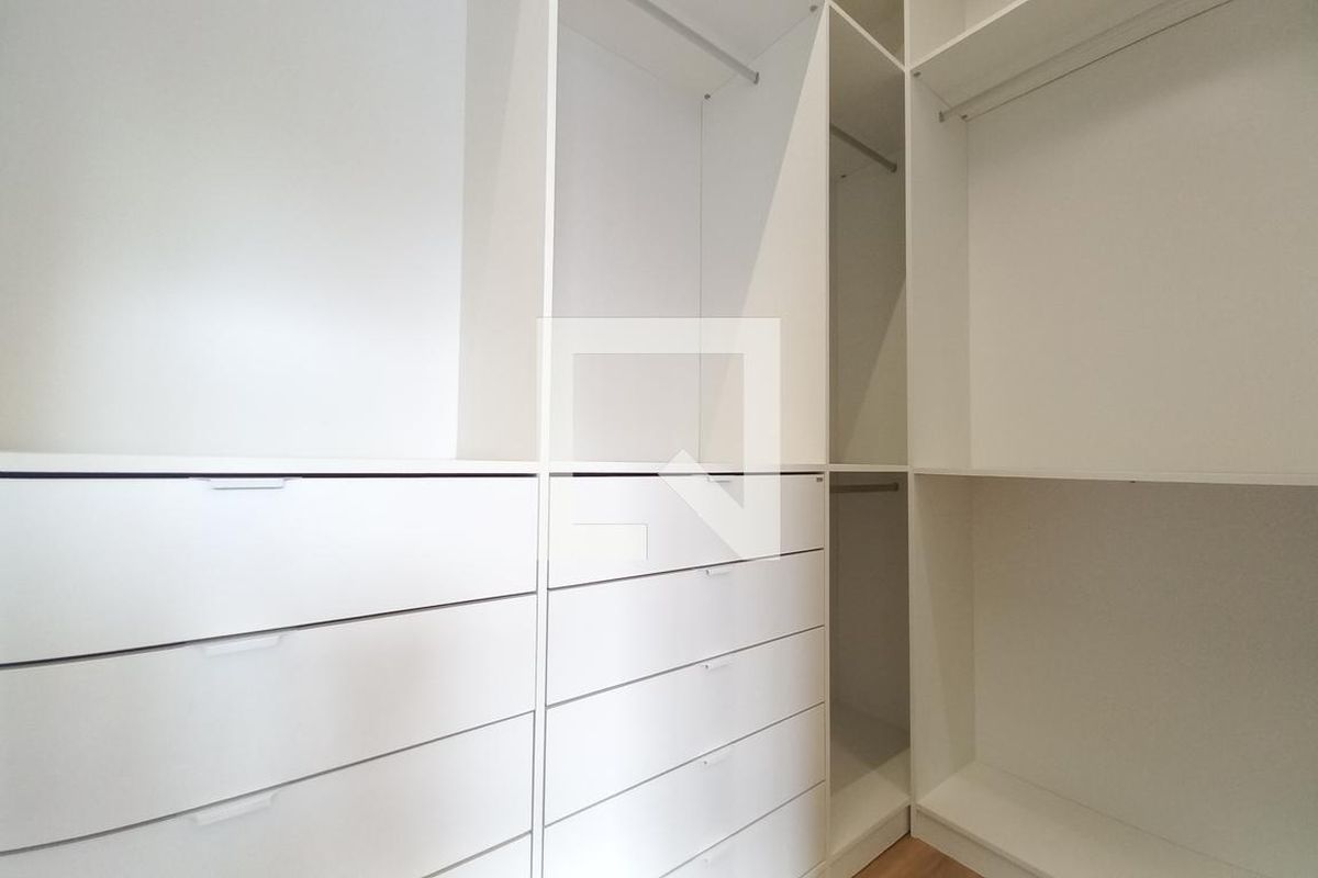 Casa à Venda - Swiss Park, 3 Quartos,  360 m2 em , Campinas - sp | SoloBR